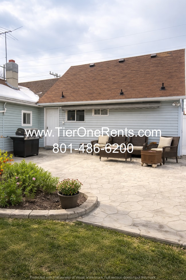 Building Photo - NO DEPOSIT option available for qualified renters with Obligo