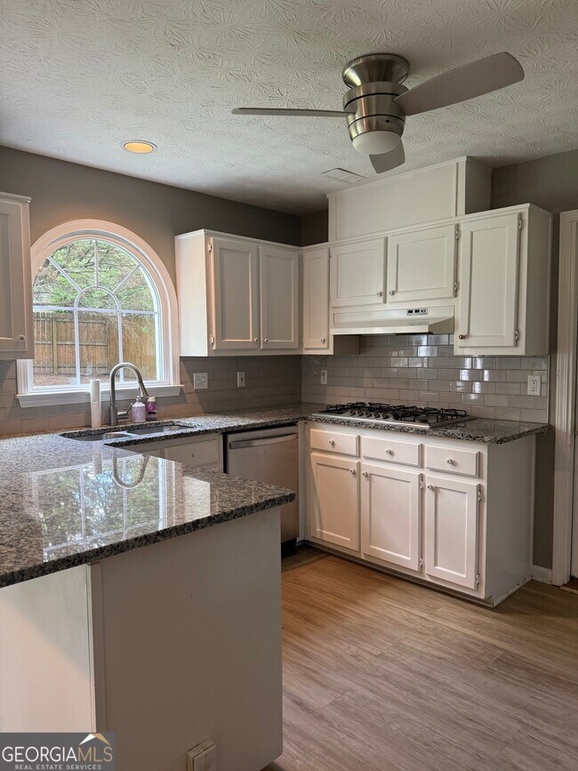 Building Photo - 317 Welton Way