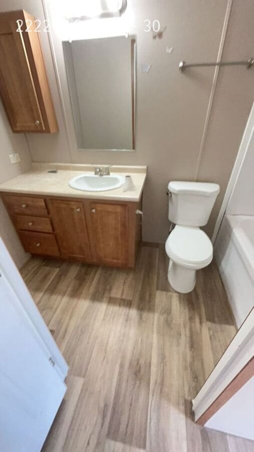 Building Photo - 2222 E 8th St