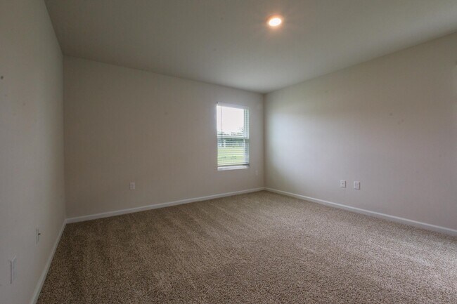 Building Photo - 3993 Brownstone Wy