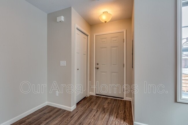 Building Photo - 12630 Pond View Rd