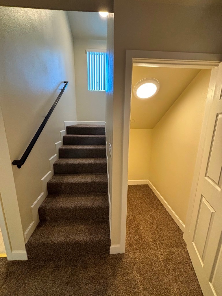 Building Photo - 428 W 109th Pl