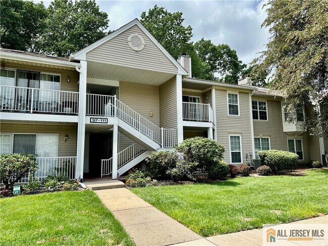 Building Photo - 111 Lindsey Ct