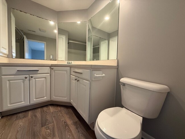 Building Photo - 5604 Vintage Pl