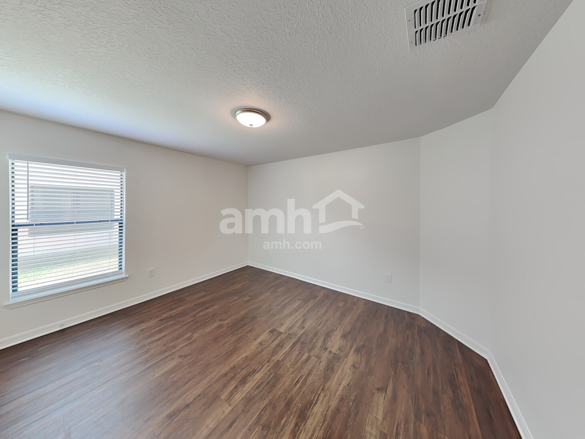 Building Photo - 14411 Alistar Manor Dr