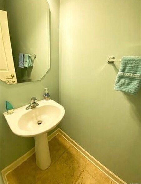 Half bath in hallway - 12015 Valley Oak St