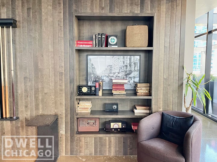 Building Photo - 152 W Huron St