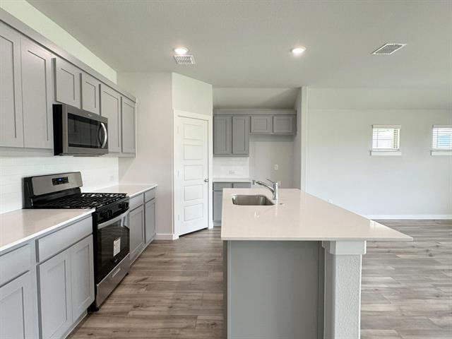 Building Photo - 3705 Ray Roberts Dr