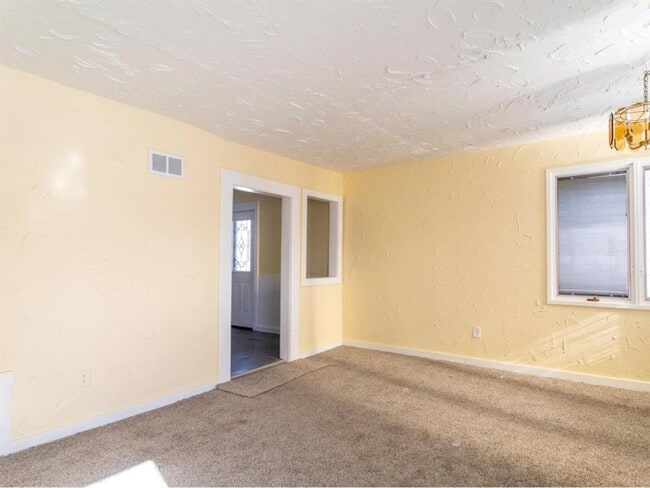 Building Photo - 14411 Knox Ave