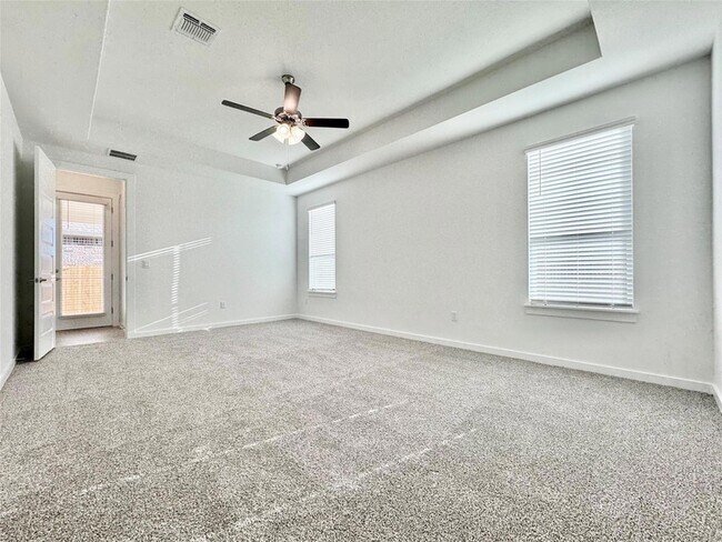 Building Photo - 329 Tinto St