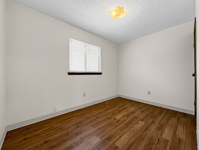 Building Photo - 2644 Hunt St