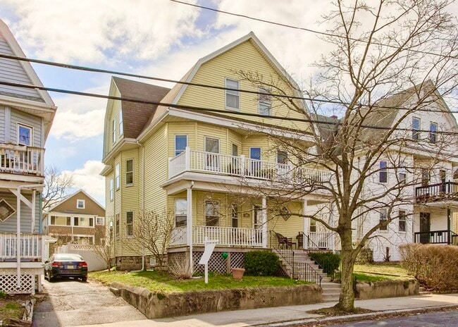 Building Photo - 84 North St