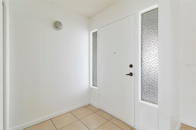 Building Photo - 1708 Claw Ct