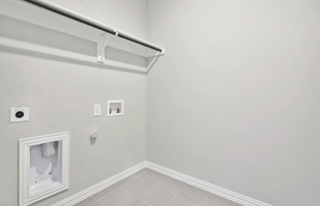 Building Photo - 509 Weller Rd