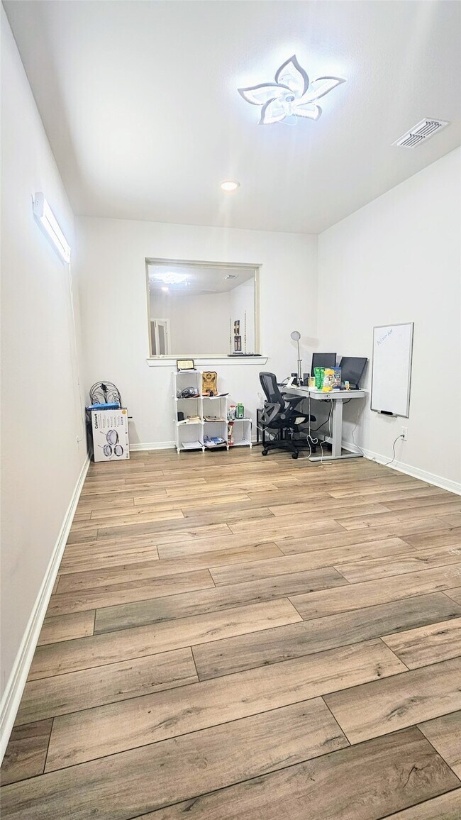 Building Photo - 18411 Midnight Stone Ln
