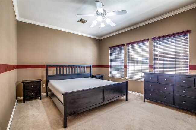 Building Photo - 5935 Turtle Beach Ln