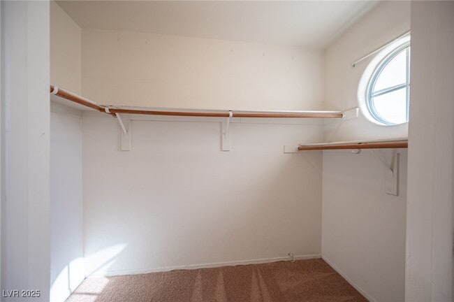 Building Photo - 8301 Boseck Dr