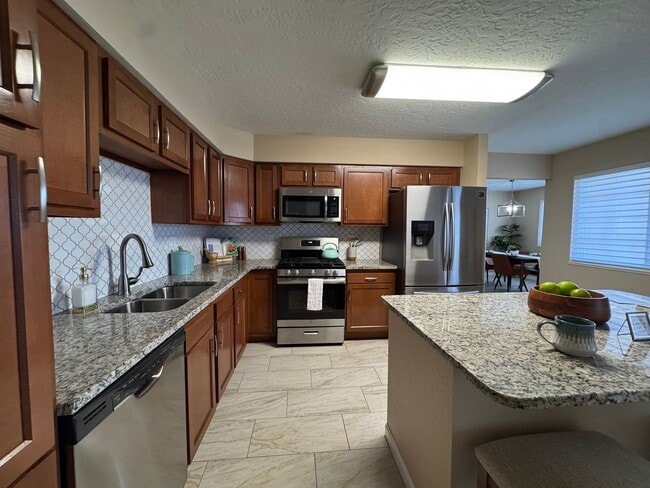 Building Photo - One of a kind NE Heights Home