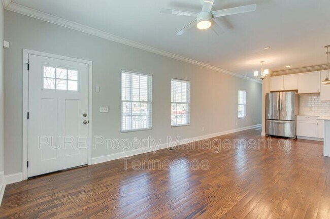 Building Photo - 1902 Bransford Ave