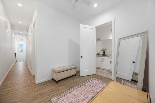 Building Photo - 14108 Bridgeport Rd