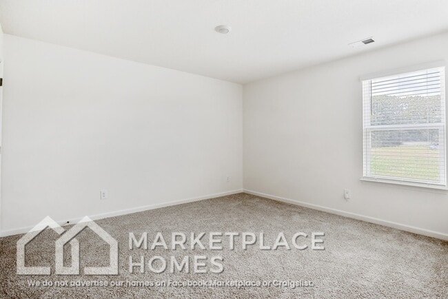 Building Photo - 1208 Cole Dr