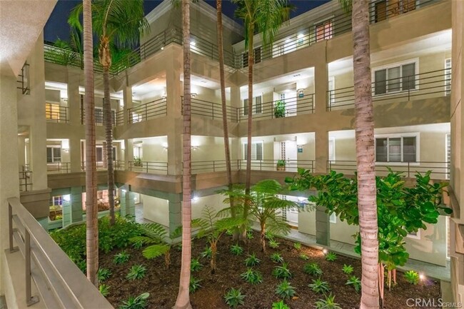 Building Photo - 2243 Martin-