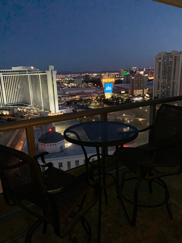 Building Photo - 322 Karen Ave