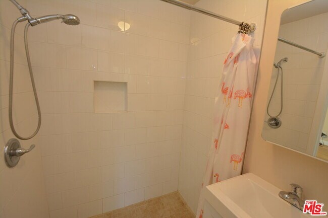 Building Photo - 12944 Haynes St