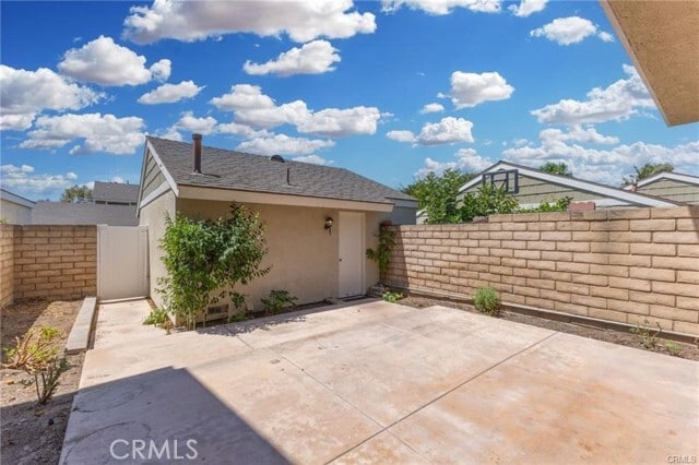 Building Photo - 5 Locust