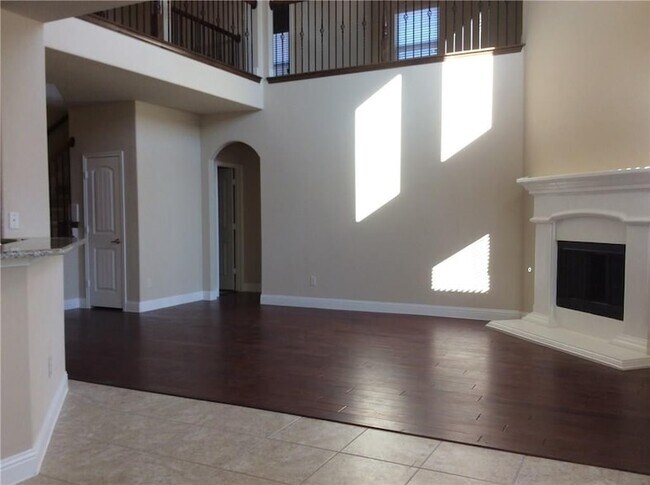 Building Photo - 10309 Hidden Haven Dr