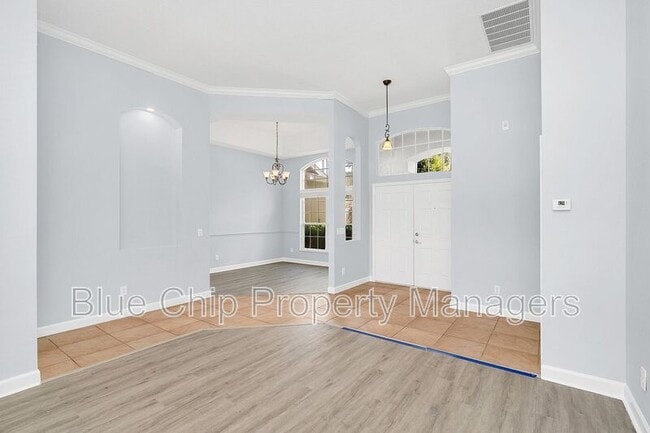 Building Photo - 10074 Iverson Dr