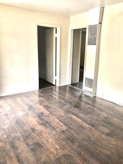 Building Photo - 2640 Yori Ave
