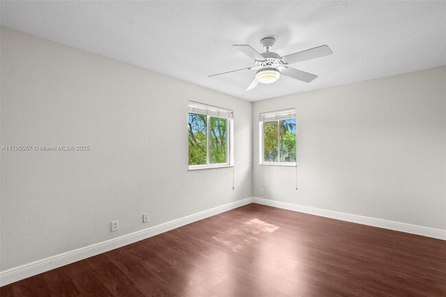 Building Photo - 2277 Pasadena Way