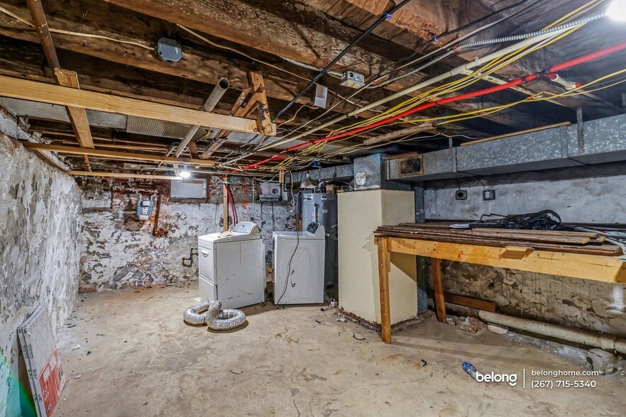 Building Photo - 174 E Huntingdon St