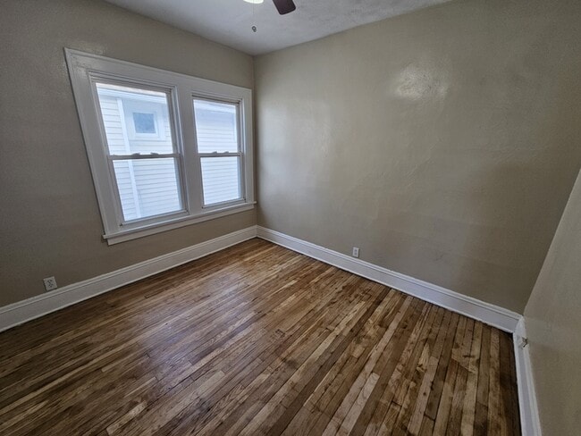 Building Photo - 3270 W 116th St