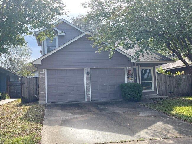 Building Photo - 2315 Claudia June Ave