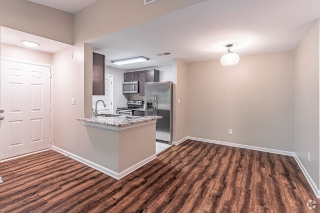 Building Photo - 547 Granville Ct