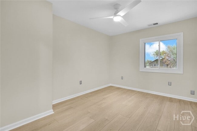 Building Photo - 12502 Apache Ave