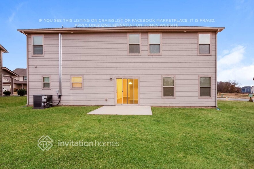 Building Photo - 5386 Roberta Crossing Dr