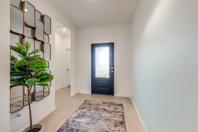 Building Photo - 26518 Foxtail Fern Dr