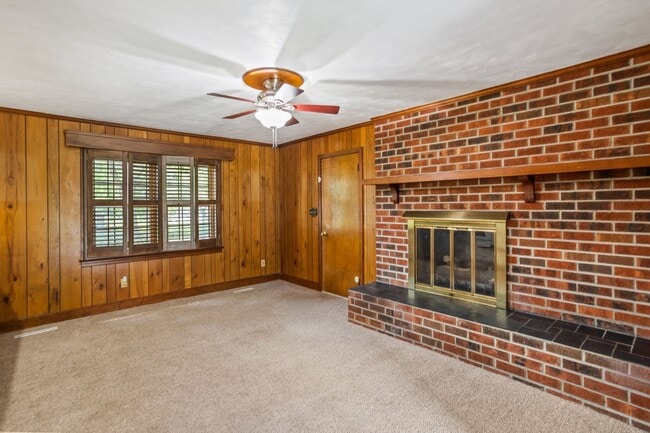 Building Photo - Poquoson