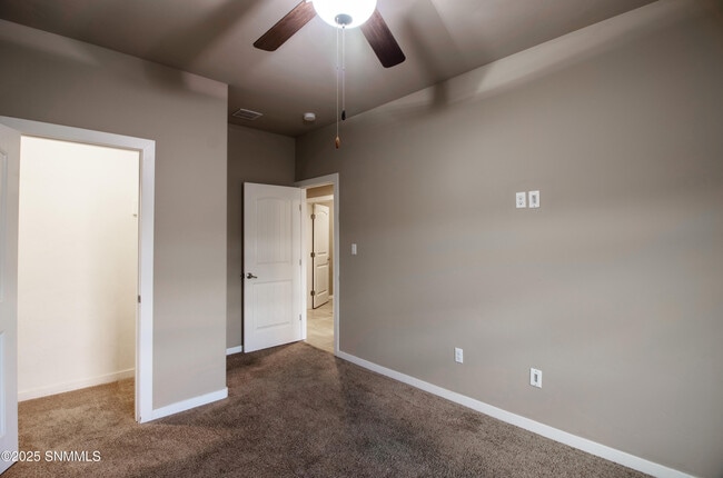 Building Photo - 1415 San Bonifacio