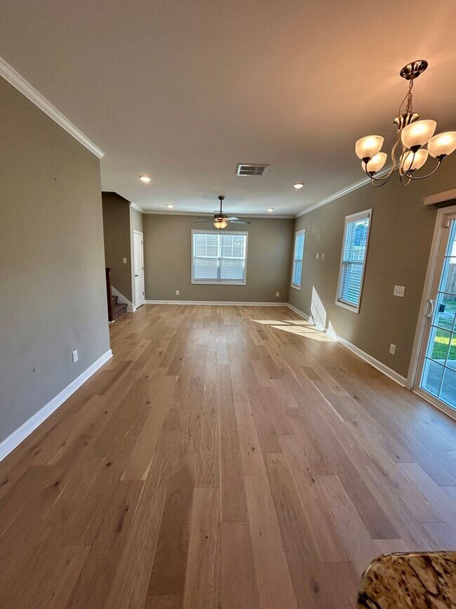 Building Photo - Beautiful 3/2.5 Home in Leland!
