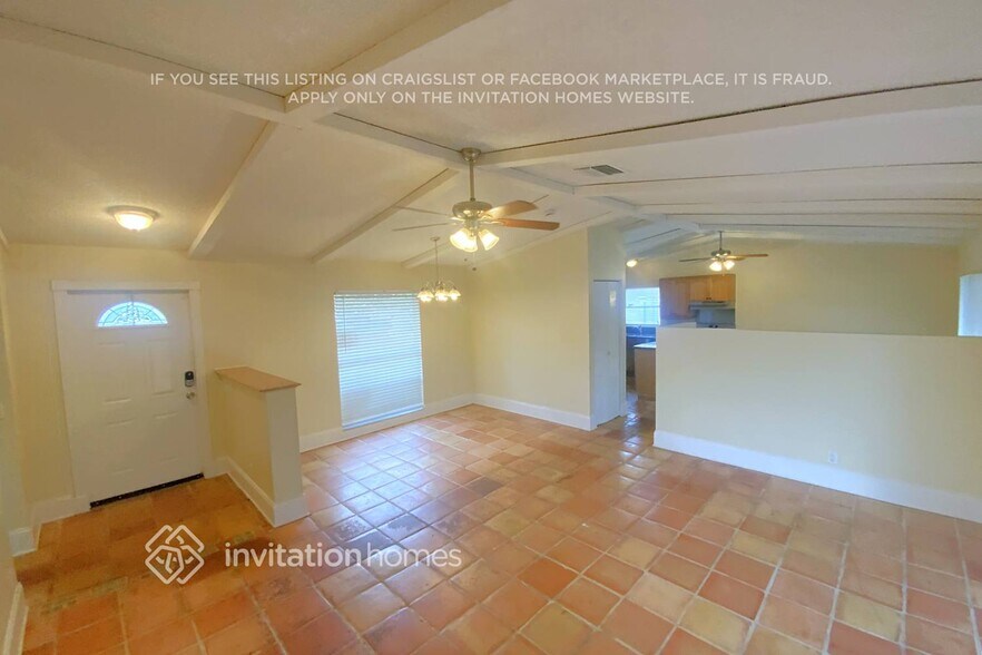Building Photo - 10656 Shady Pond Ln