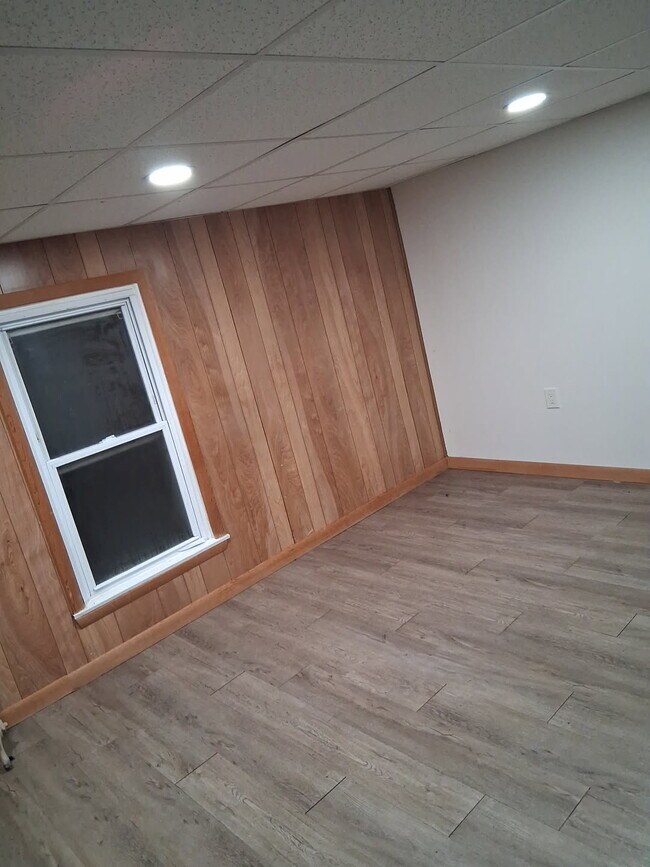 Building Photo - 1213 Pittston Ave