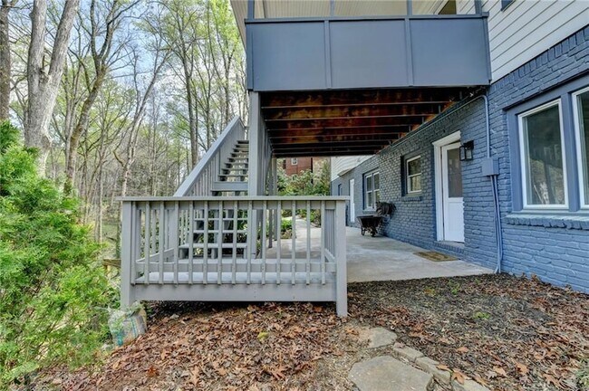 Building Photo - 3914 Granger Dr