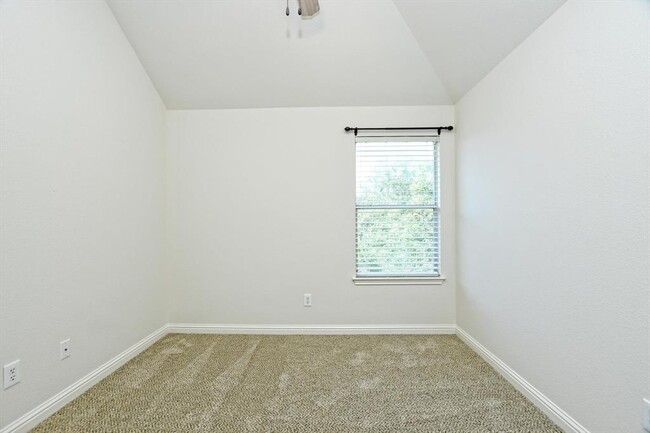 Building Photo - 2712 Brubeck Bend