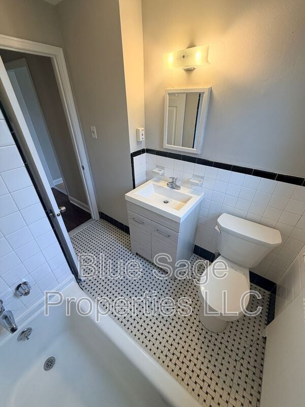Building Photo - 56 W Albemarle Ave