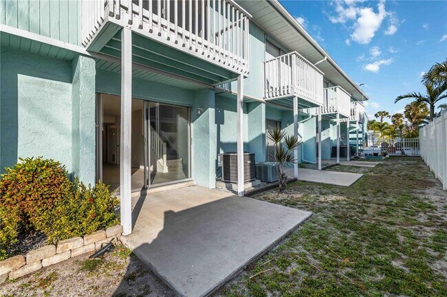 Building Photo - 3569 Bee Ridge Rd