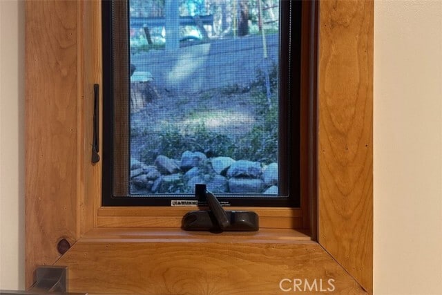 Building Photo - 476 Redwood Dr